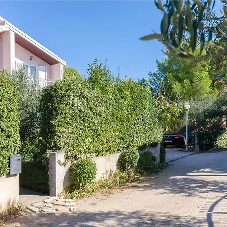 Apartment And Rooms Ema * Vodice