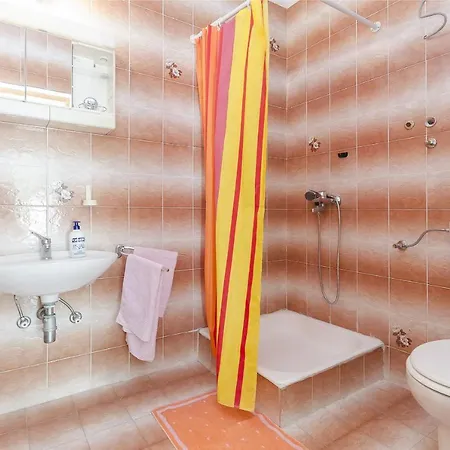Apartament And Ema *