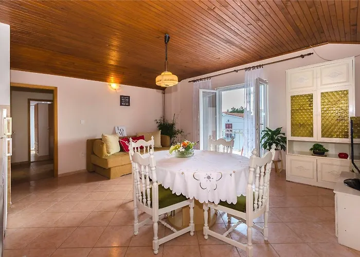 And Ema Apartamento Vodice