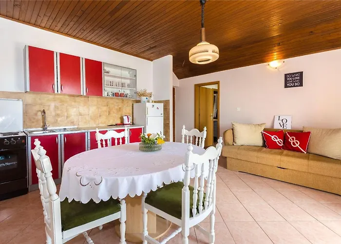 Apartamento And Ema Vodice